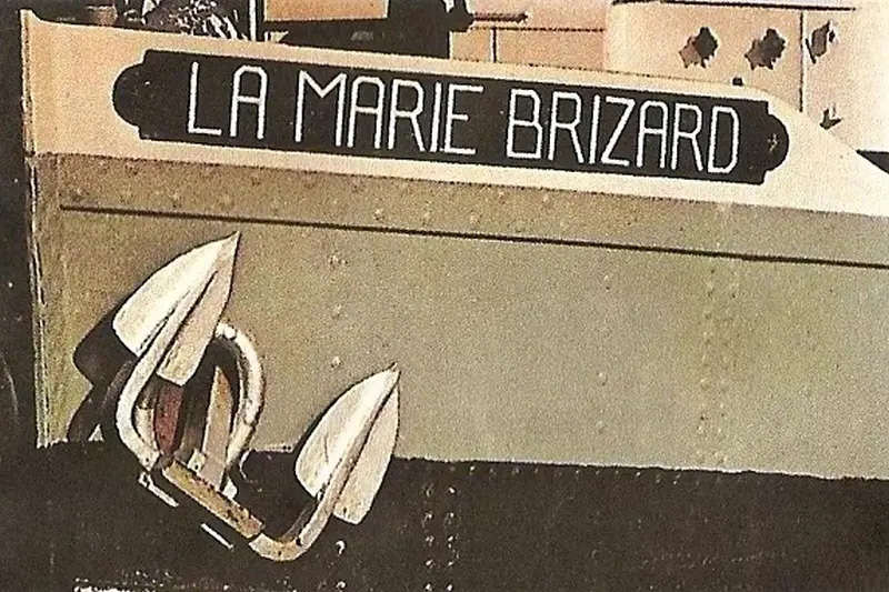 Barge l'Art de Vivre as La Marie Brizard
